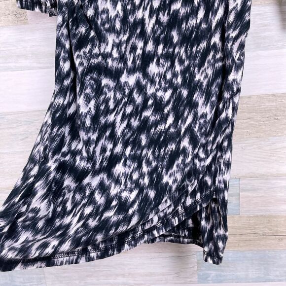 Express Side Ruched Bodycon T Shirt Dress Black White Print Casual Womens XS - Picture 3 of 7
